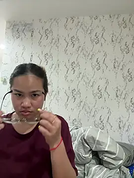 Ponthip online show from 03.18.26