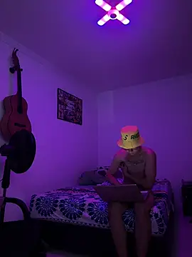 Snapshot of BabyAzz19 chatting on 01.11.26 BabyAzz19 online show from 01.11.26