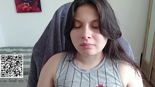 yessica gomez01 online show from 04.04.26