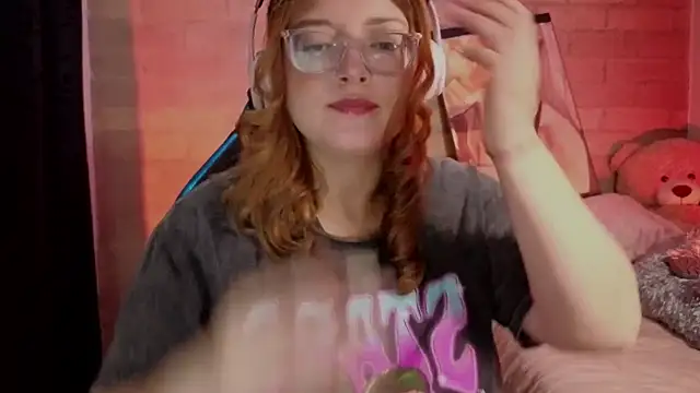 Mia Franklyn online show from 04.12.26