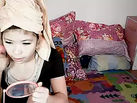 Snapshot of xxhotamizinggirl chatting on 03.17.26 xxhotamizinggirl online show from 03.17.26