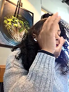 tastesosweet online show from 04.04.26