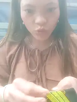 Snapshot of jjennyyy chatting on 02.14.26 jjennyyy online show from 02.14.26