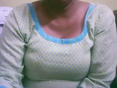 Snapshot of mohini_bhabhi chatting on 03.11.26 mohini bhabhi online show from 03.11.26