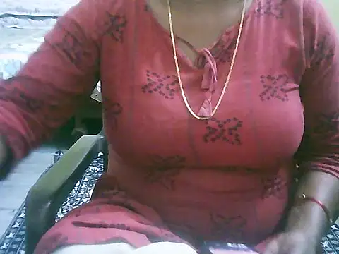 Snapshot of mohini_bhabhi chatting on 03.17.26 mohini bhabhi online show from 03.17.26