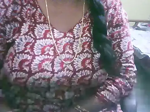 Snapshot of mohini_bhabhi chatting on 04.10.26 mohini bhabhi online show from 04.10.26