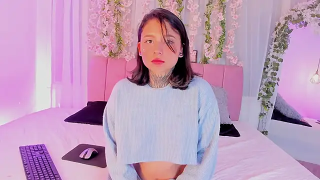 Snapshot of nicky_bonny18 chatting on 01.14.26 nicky bonny18 online show from 01.14.26