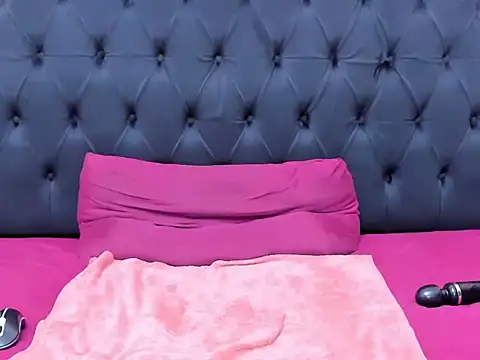 Snapshot of BustyBoobs67 chatting on 04.07.26 BustyBoobs67 online show from 04.07.26