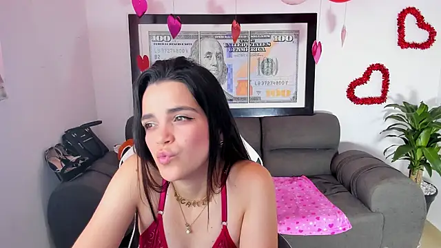 LucianaMoreau online show from 02.18.26