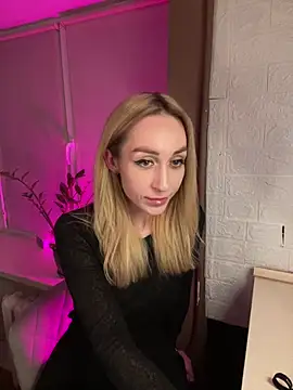 AnesaKis online show from 04.17.26