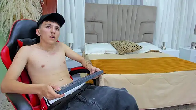 Snapshot of irvin_keyes chatting on 02.22.26 irvin keyes online show from 02.22.26