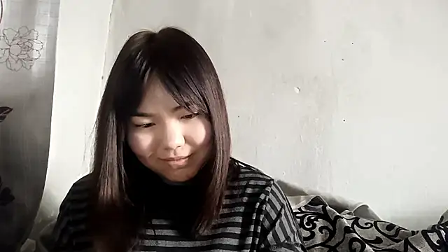 Snapshot of MollyAsian chatting on 02.10.26 MollyAsian online show from 02.10.26