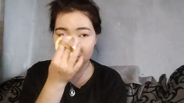 Snapshot of MollyAsian chatting on 02.28.26 MollyAsian online show from 02.28.26