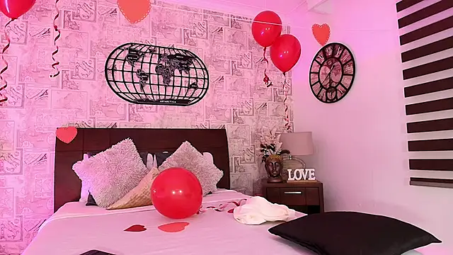 Snapshot of emily_clarkk_ chatting on 02.11.26 emily clarkk online show from 02.11.26