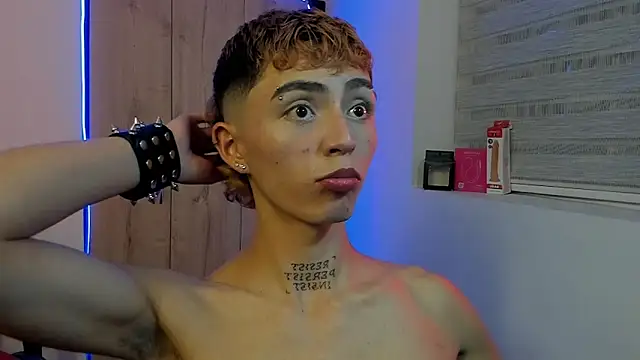 Maiky Cooper01 online show from 01.14.26