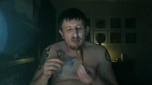 Snapshot of 2flimsy chatting on 03.23.26 2flimsy online show from 03.23.26