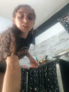 racheldepp  online show from 02.11.26