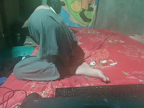 Snapshot of Pinay_Mama chatting on 02.08.26 Pinay Mama online show from 02.08.26