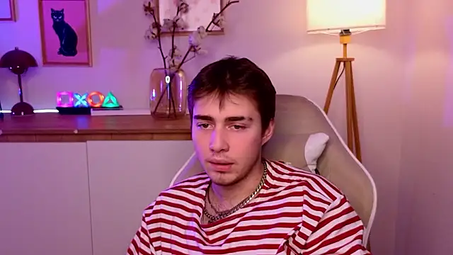 Snapshot of d3s_dn chatting on 02.26.26 d3s dn online show from 02.26.26