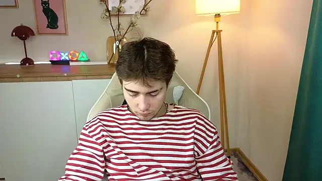 Snapshot of d3s_dn chatting on 02.27.26 d3s dn online show from 02.27.26