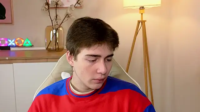 Snapshot of d3s_dn chatting on 02.28.26 d3s dn online show from 02.28.26