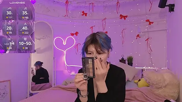 Ashley Veil online show from 03.16.26