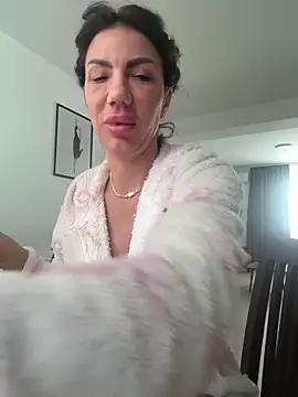 Missolevelvet online show from 02.23.26