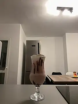 Missolevelvet online show from 04.13.26