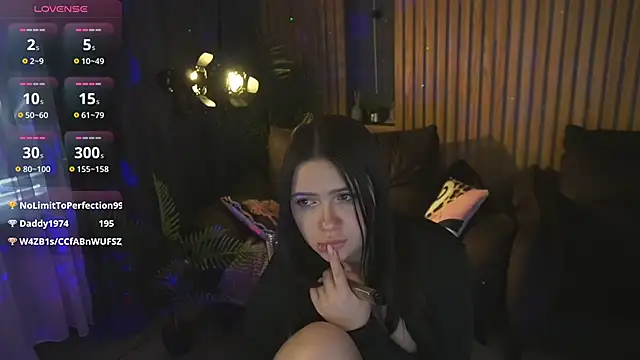 Snapshot of MargaritaGrey chatting on 04.25.26 MargaritaGrey online show from 04.25.26