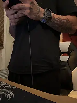 Snapshot of JoeyBlazy chatting on 02.18.26 JoeyBlazy online show from 02.18.26