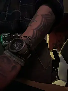 Snapshot of JoeyBlazy chatting on 04.06.26 JoeyBlazy online show from 04.06.26