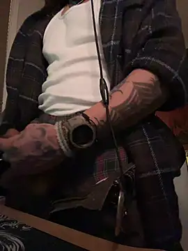 Snapshot of JoeyBlazy chatting on 04.06.26 JoeyBlazy online show from 04.06.26