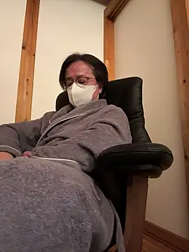 Snapshot of hiroshi-1964 chatting on 01.31.26 hiroshi-1964 online show from 01.31.26