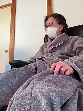 Snapshot of hiroshi-1964 chatting on 02.18.26 hiroshi-1964 online show from 02.18.26