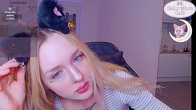 sailormoon666  online show from 03.18.26