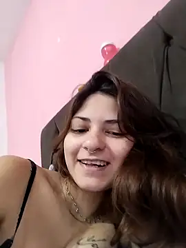 Snapshot of carazinho2128 chatting on 04.21.26 carazinho2128 online show from 04.21.26