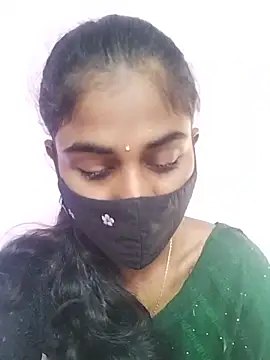 Snapshot of Tamil_Hot_RoyalQueen chatting on 04.23.26 Tamil Hot RoyalQueen online show from 04.23.26