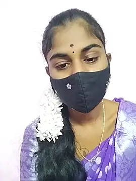 Snapshot of Tamil_Hot_RoyalQueen chatting on 04.25.26 Tamil Hot RoyalQueen online show from 04.25.26