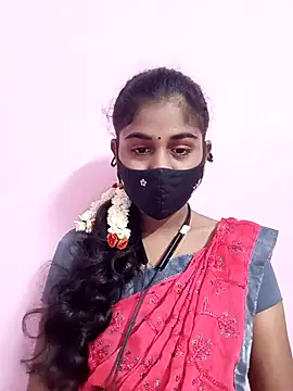 Snapshot of Tamil_Hot_RoyalQueen chatting on 04.30.26 Tamil Hot RoyalQueen online show from 04.30.26
