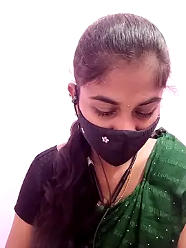 Snapshot of Tamil_Hot_RoyalQueen chatting on 05.07.26 Tamil Hot RoyalQueen online show from 05.07.26