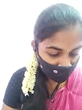 Snapshot of Tamil_Hot_RoyalQueen chatting on 05.27.26 Tamil Hot RoyalQueen online show from 05.27.26