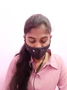 Snapshot of Tamil_Hot_RoyalQueen chatting on 06.01.26 Tamil Hot RoyalQueen online show from 06.01.26