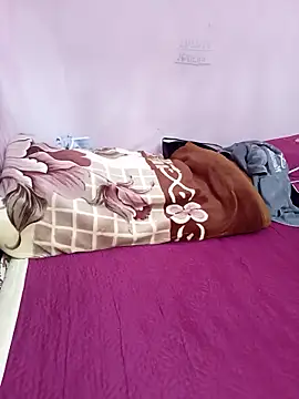 Snapshot of Phoebe-e chatting on 03.30.26 Phoebe-e online show from 03.30.26