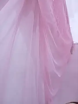 Snapshot of Phoebe-e chatting on 04.09.26 Phoebe-e online show from 04.09.26