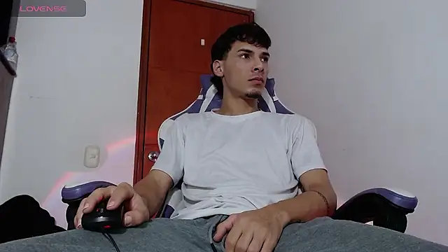 Snapshot of Yankees_xxx chatting on 01.15.26 Yankees xxx online show from 01.15.26