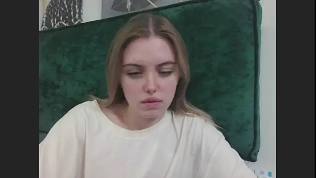 Snapshot of lina_milka chatting on 06.08.26 lina milka online show from 06.08.26
