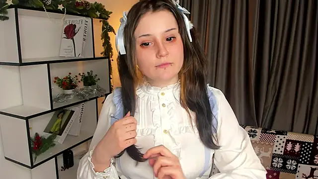 CloudedTouch online show from 01.18.26