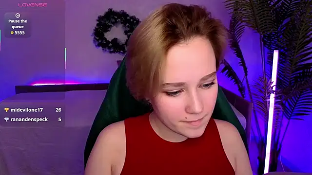 Snapshot of Ellie_Heavenly chatting on 01.15.26 Ellie Heavenly online show from 01.15.26