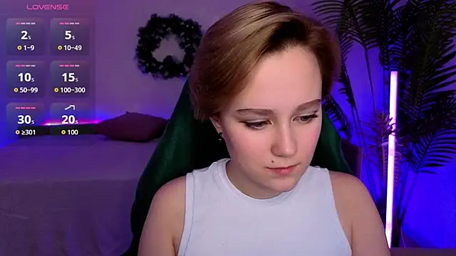 Ellie Heavenly online show from 01.18.26