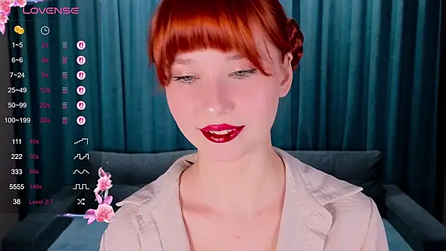 Snapshot of CatherineCummi chatting on 04.03.26 CatherineCummi online show from 04.03.26